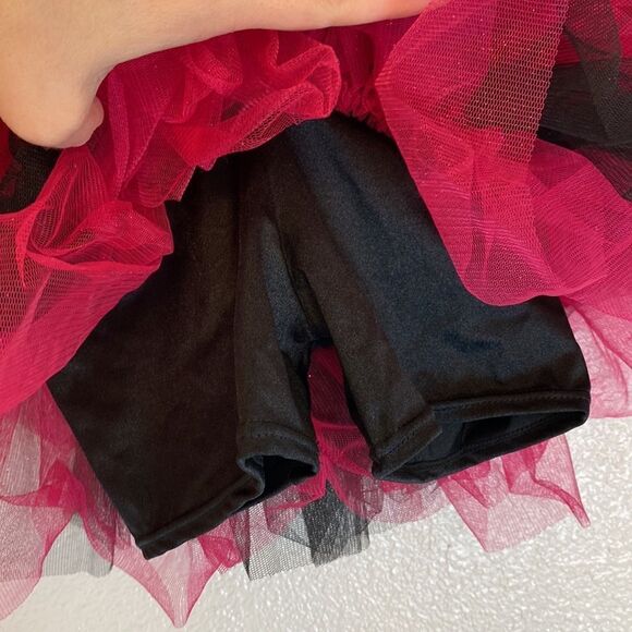 WEISSMAN Dance Costume ONE WAY OR ANOTHER
11477 sequin feather Child MC - Picture 9 of 13